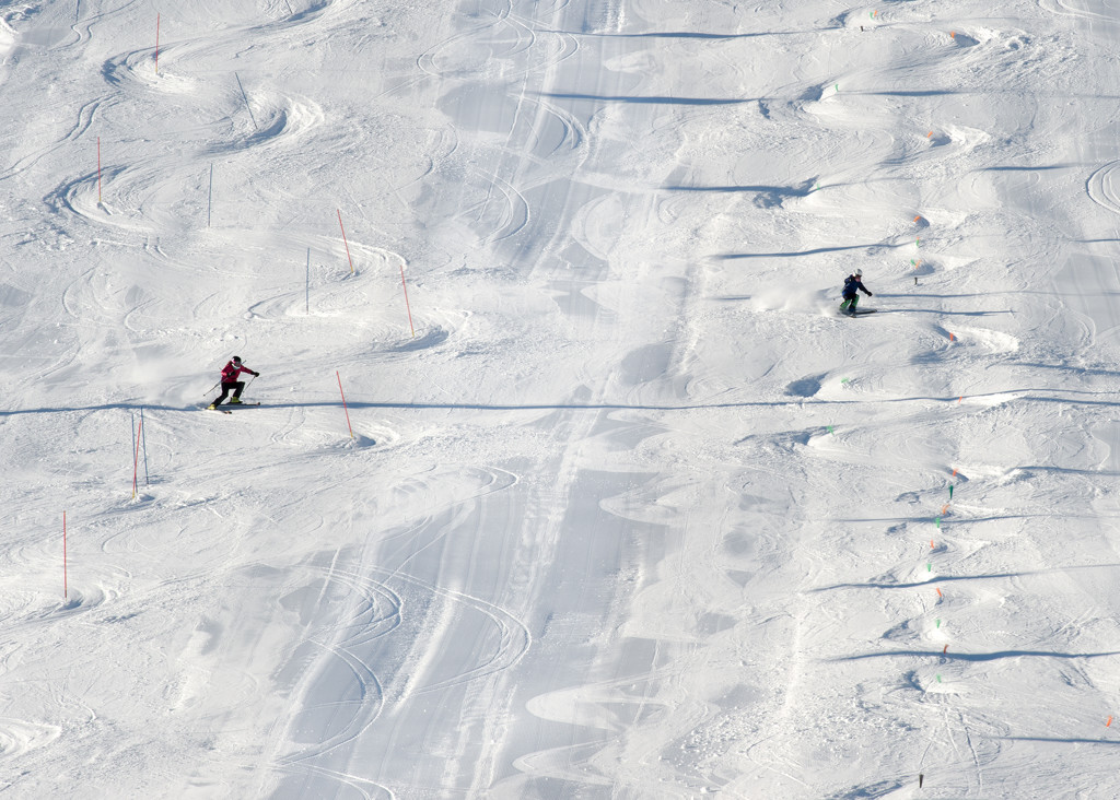 Skiers by epcello