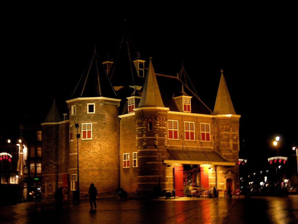 The Waag.  Amsterdam  by pyrrhula
