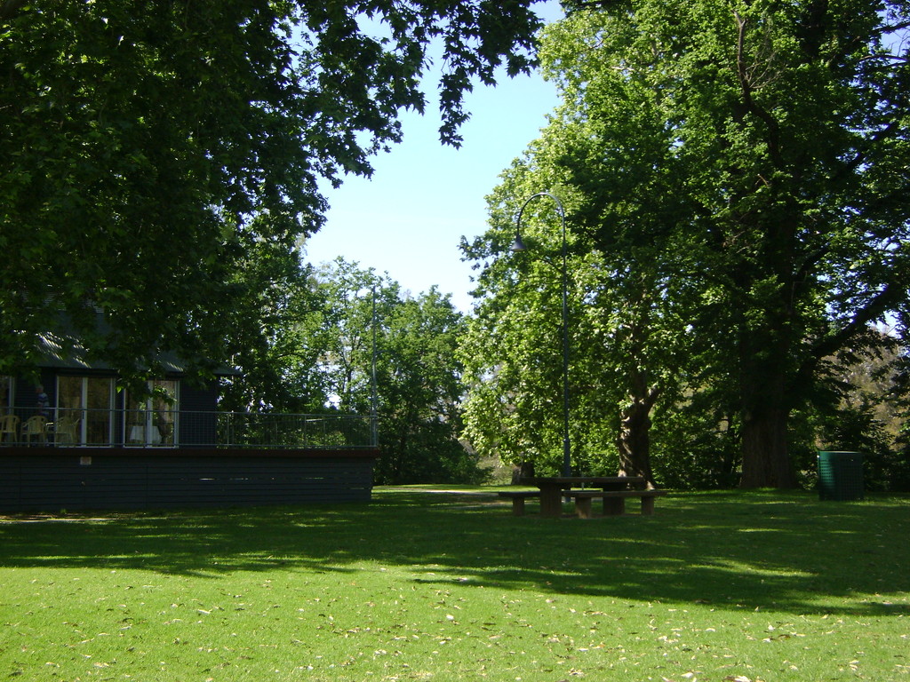 Noreiul Park Albury by marguerita