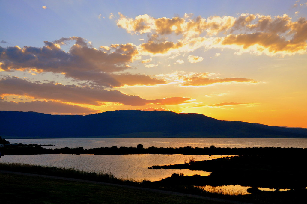 Henry's Lake, Idaho, USA by stownsend
