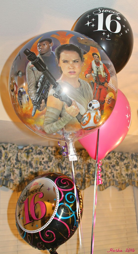 Birthday Balloons by harbie