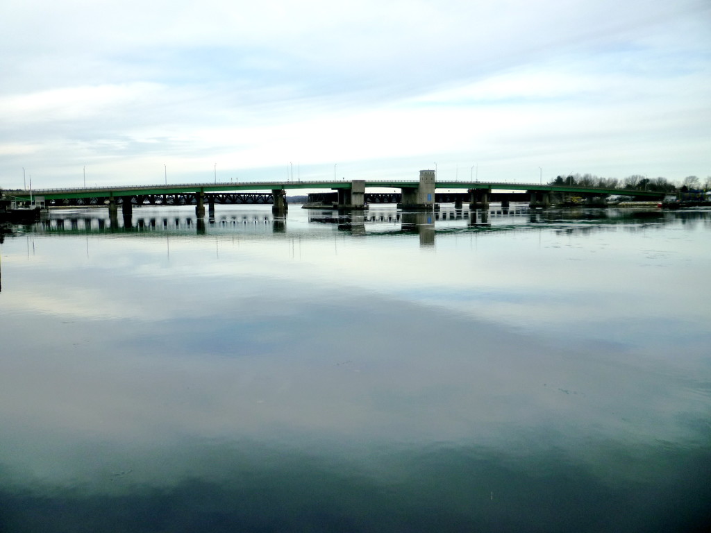 Newburyport Harbor Bridge. by meotzi