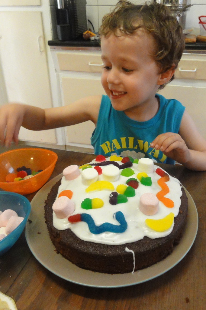 Birthday cake extraordinaire!  by gilbertwood