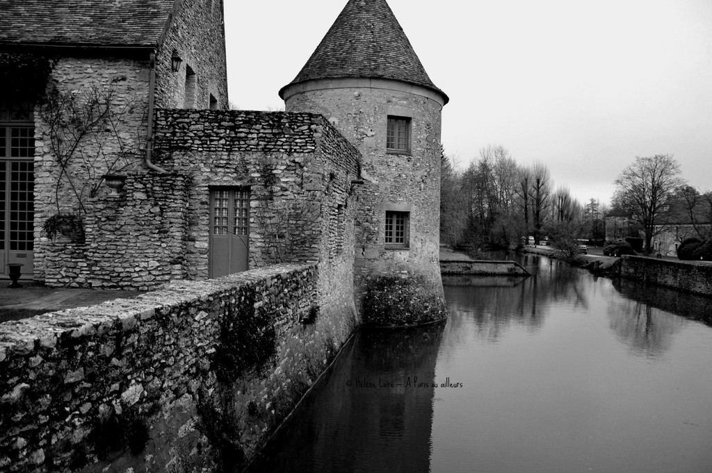 castle by parisouailleurs