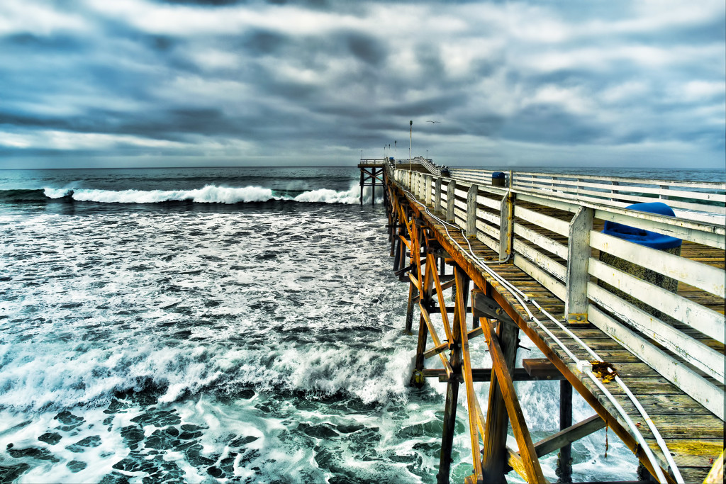 P.B.Pier by joysfocus