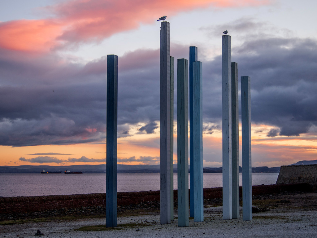 Sea Beams Sculpture - Dysart Harbour by frequentframes