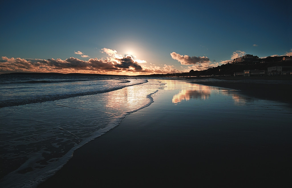 Blue sunset on Bournemouth beach by davidrobinson