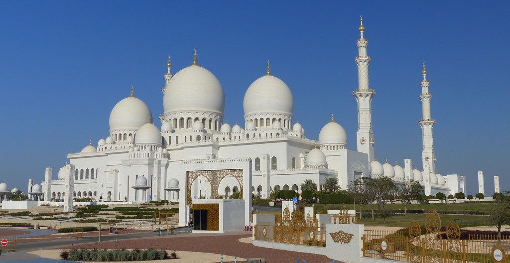  Sheikh Zayed Grand Mosque Abu Dhabi by susiemc