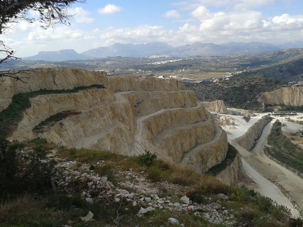 Gata de Gorgos quarry by chimfa