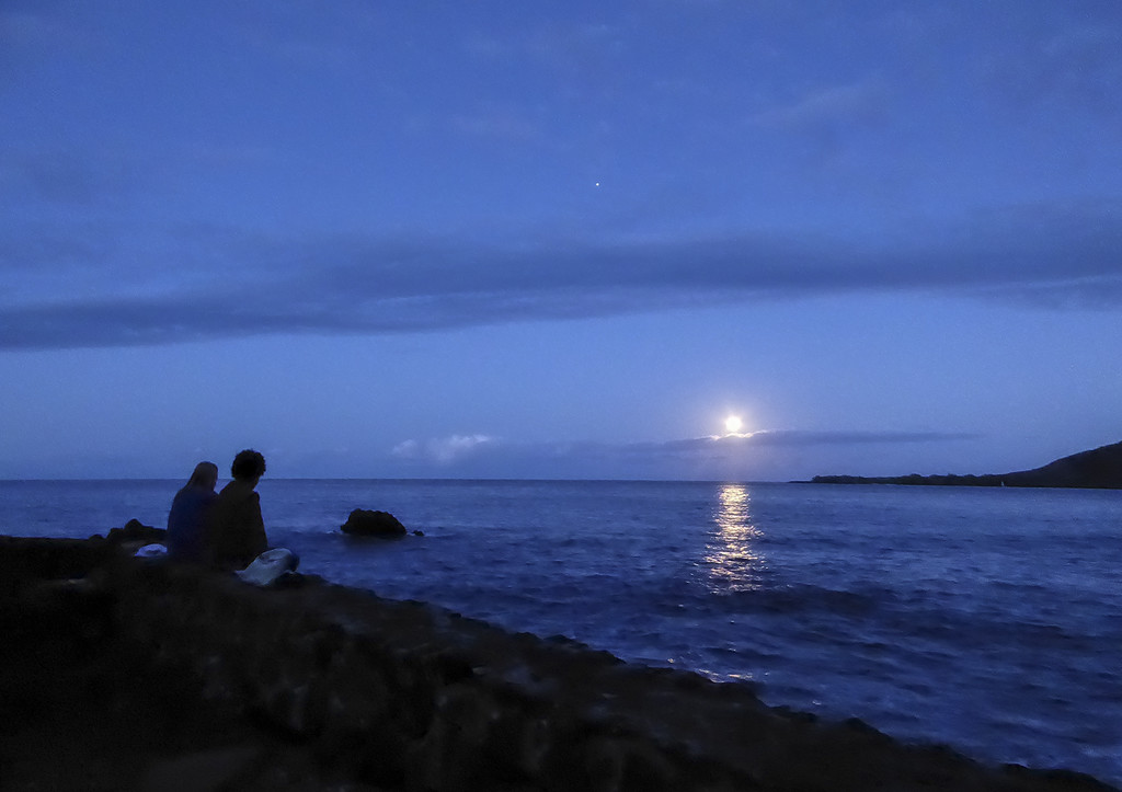 Full Moon Setting On Kealakekua Bay  by jgpittenger