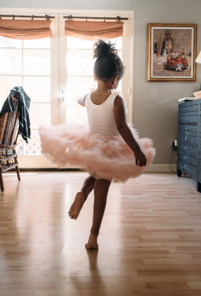 Tiny Dancer by cjoye