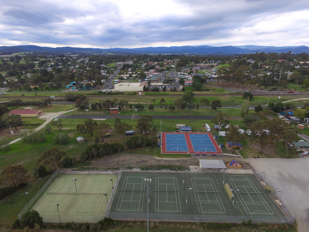 Tennis, Netball & town by teodw