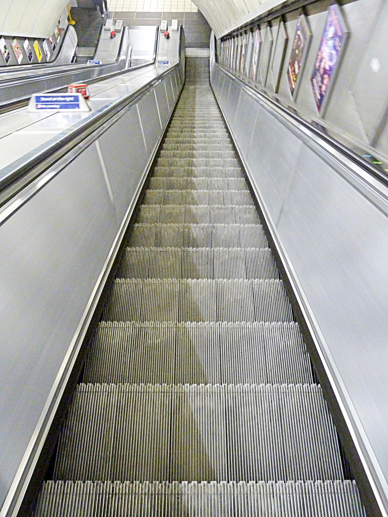 E is for escalator by boxplayer