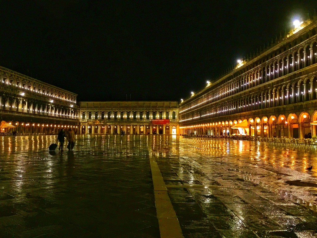 San Marco lighted by cocobella