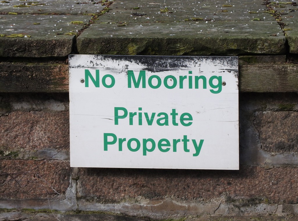 Mooring Public Property Is OK? by oldjosh