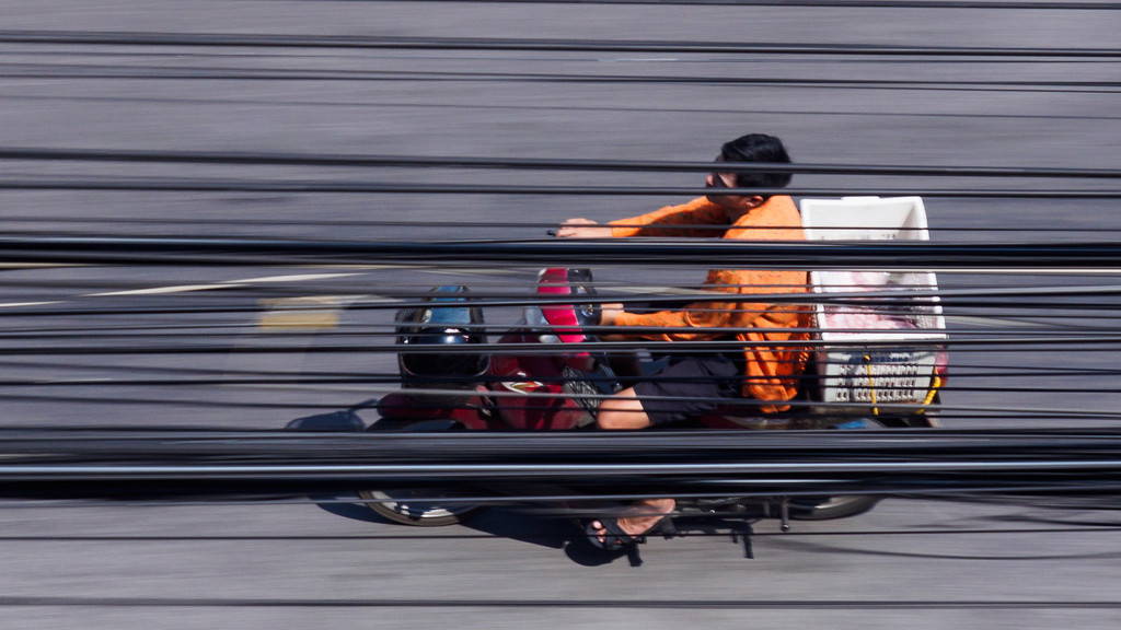 Panning, with distractions by fotoblah