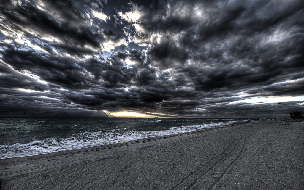 Angry Skies ... by pdulis