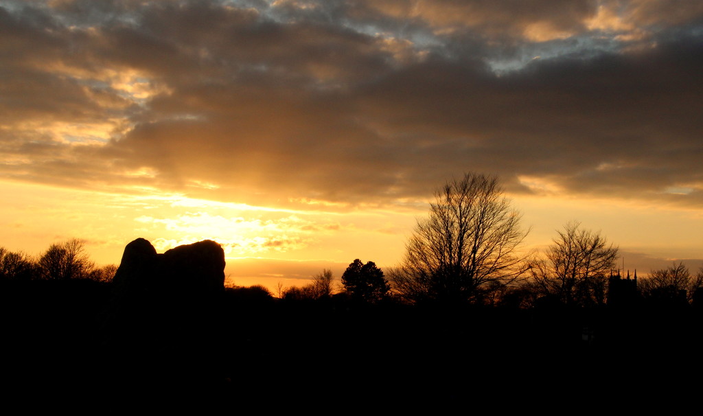 Sunset at Avebury by busylady