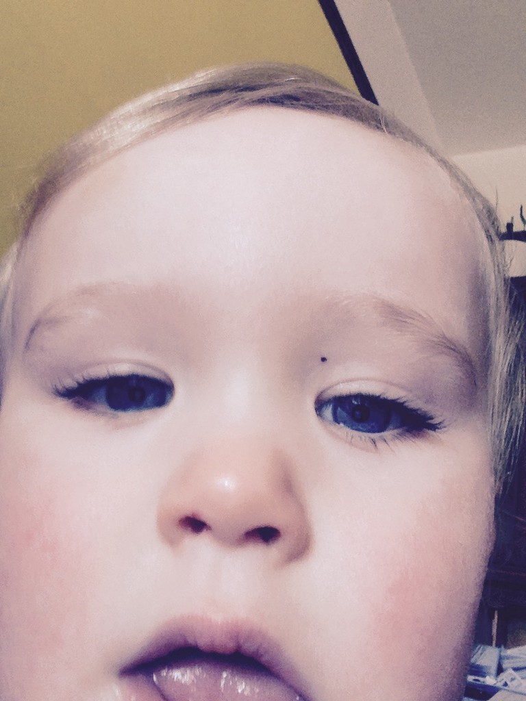 Baby Selfie by bilbaroo