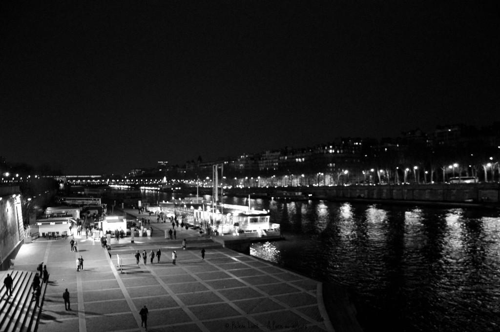 Docks at night by parisouailleurs