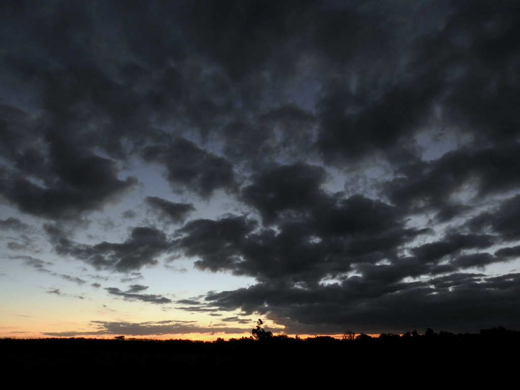 Moody Sunset by nickspicsnz