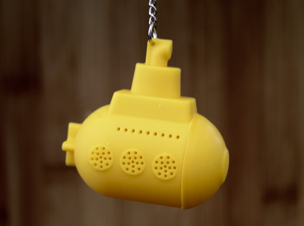 yellow submarine tea infuser by scottmurr