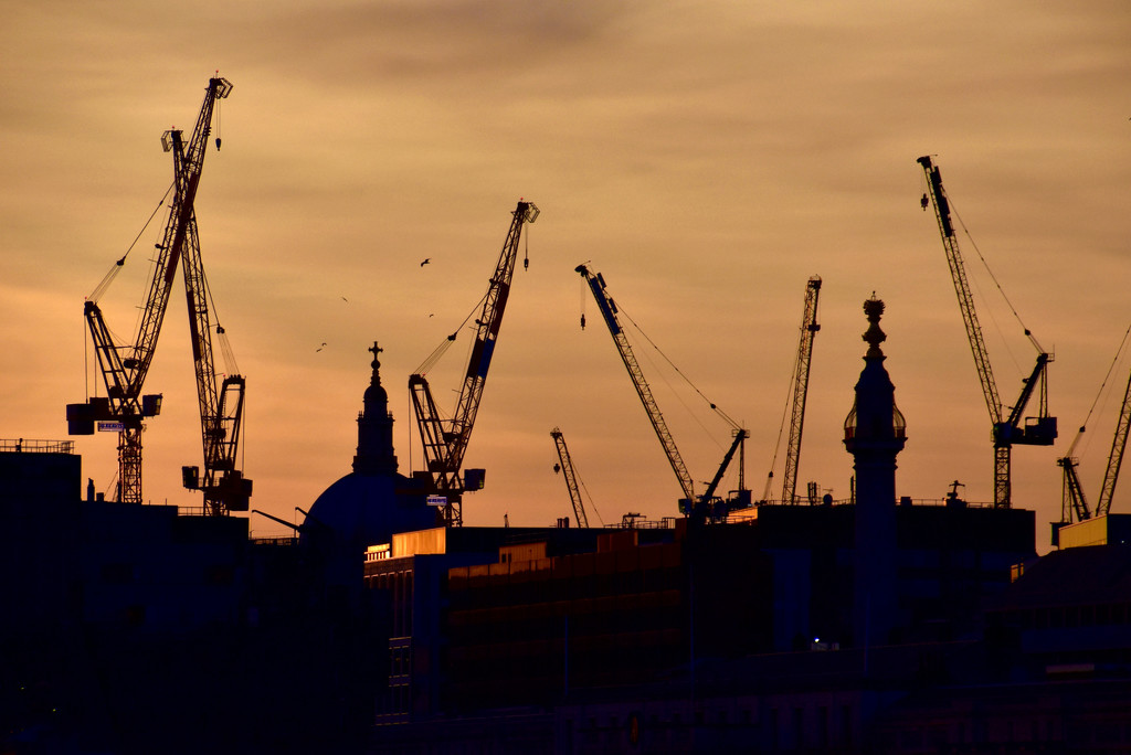 London Sunset  by vera365