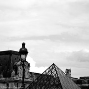 3rd Apr 2016 - Pyramide du Louvre