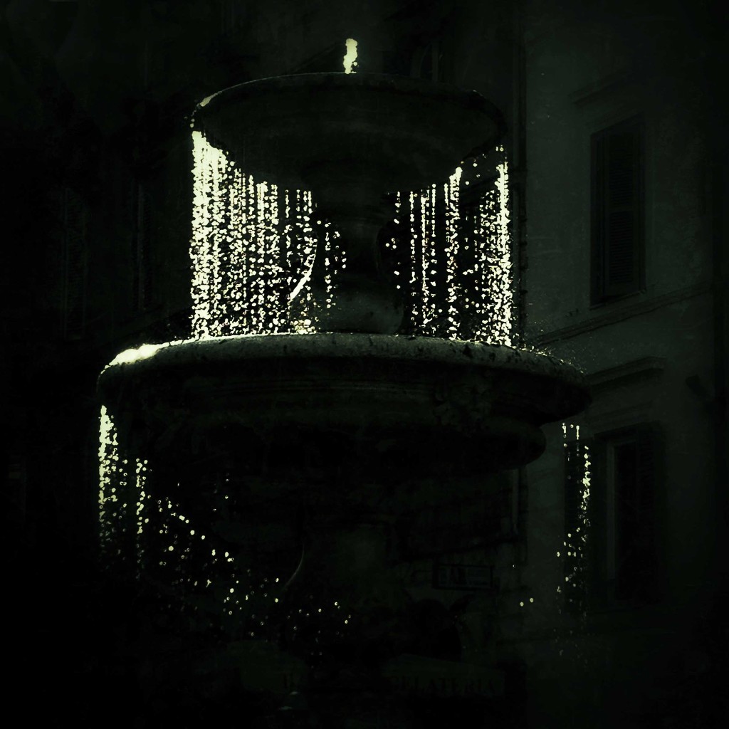 080 A fountain by domenicododaro