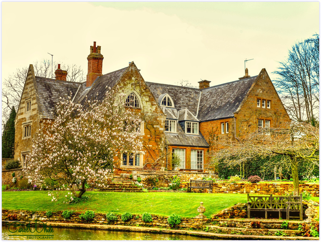 Coton Manor by carolmw