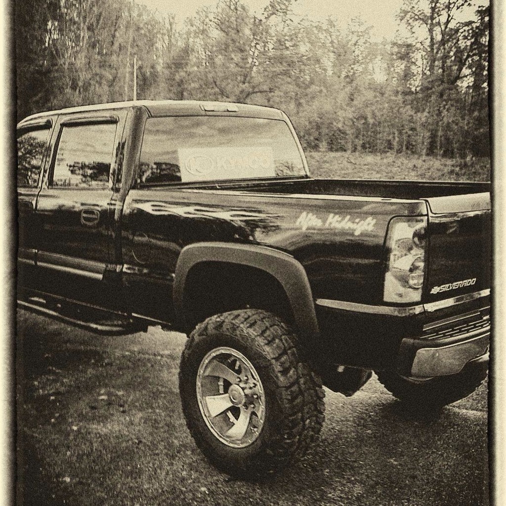 My truck with pic mod  by prn