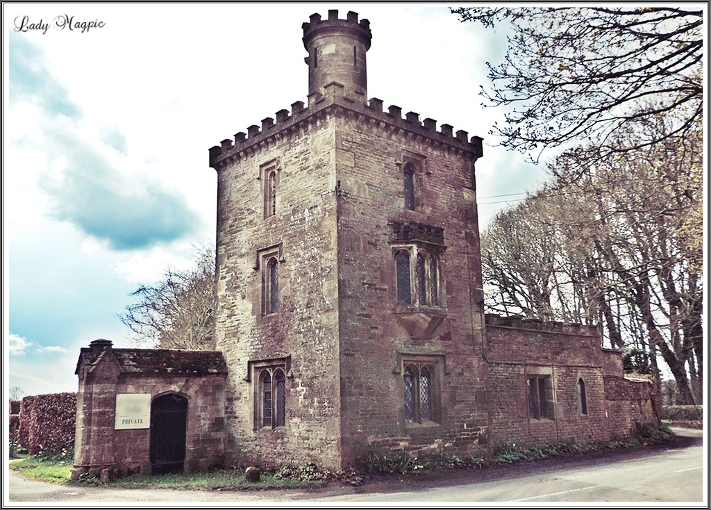A Creepy Gatehouse. by ladymagpie