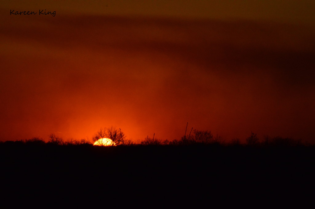 Smokey Sunset by kareenking