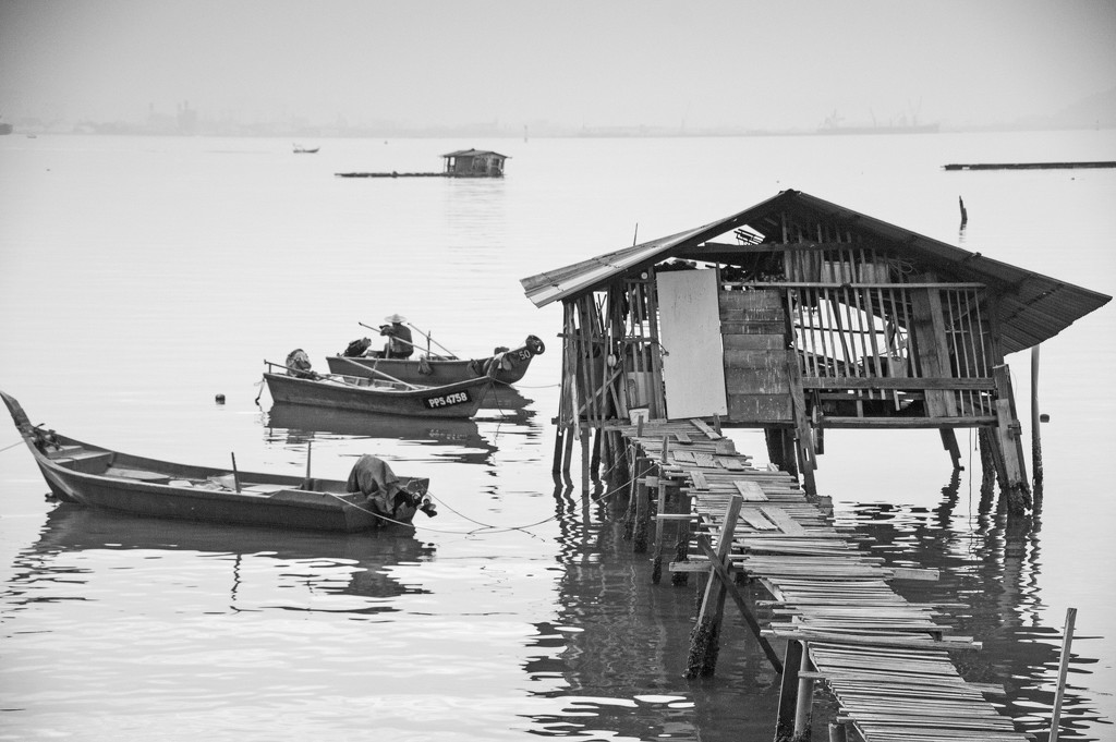Fishermans Hut, Jelutong Bay by ianjb21