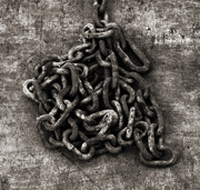 21st Apr 2016 - Rusty Chain Links