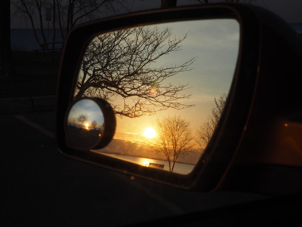Sunrise in the Mirror by selkie