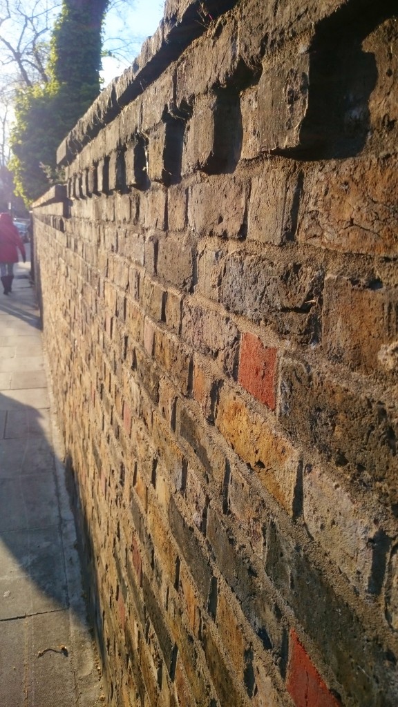 Sunlit wall by boxplayer
