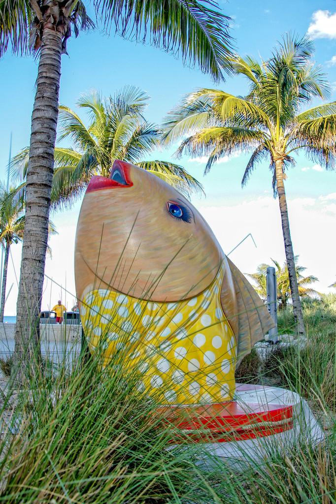 Beach sculpture by danette