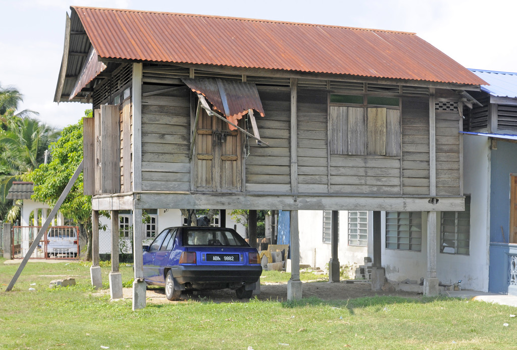 Stilted Malay house by ianjb21