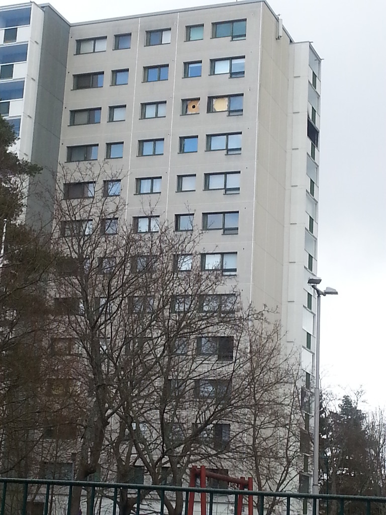 Broken windows in Havukoski   by annelis
