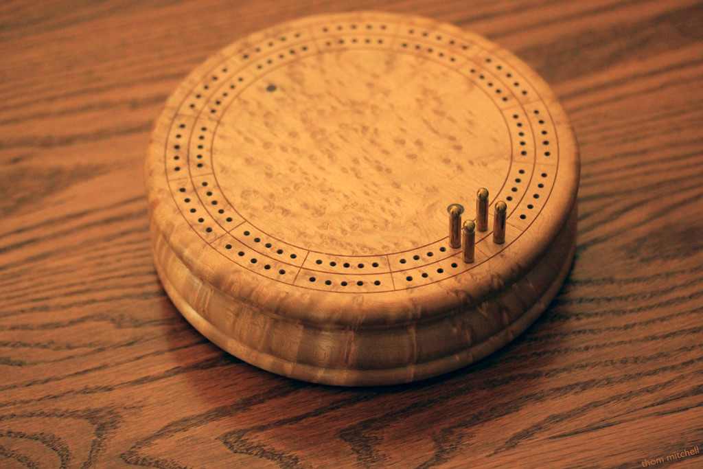 Cribbage board by rhoing