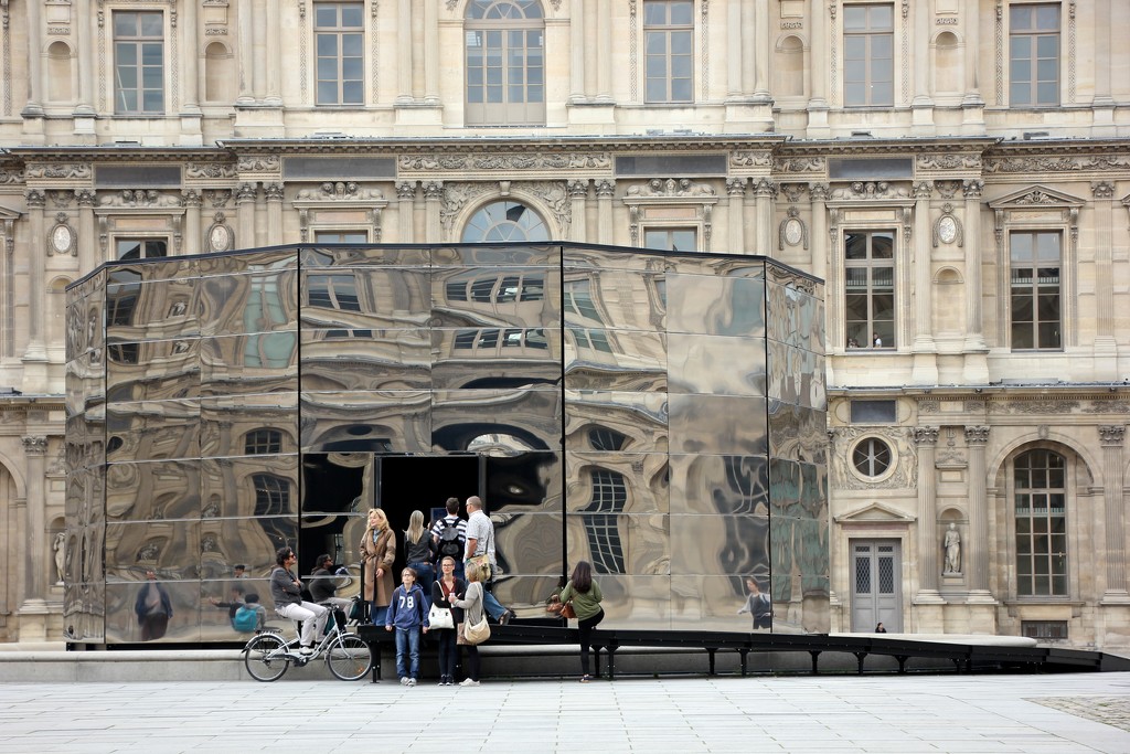 Eva Jospin's Panorama in the Cour Carrée by jamibann