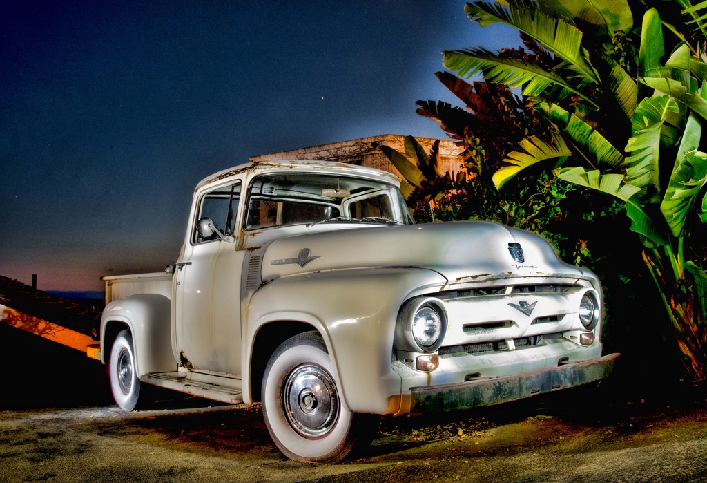 Painting the Truck....With Light by stray_shooter
