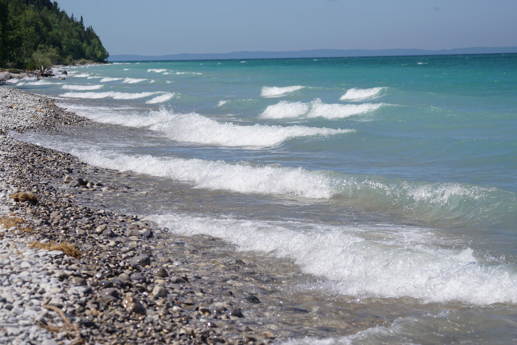 Lake Michigan shoreline by amyk