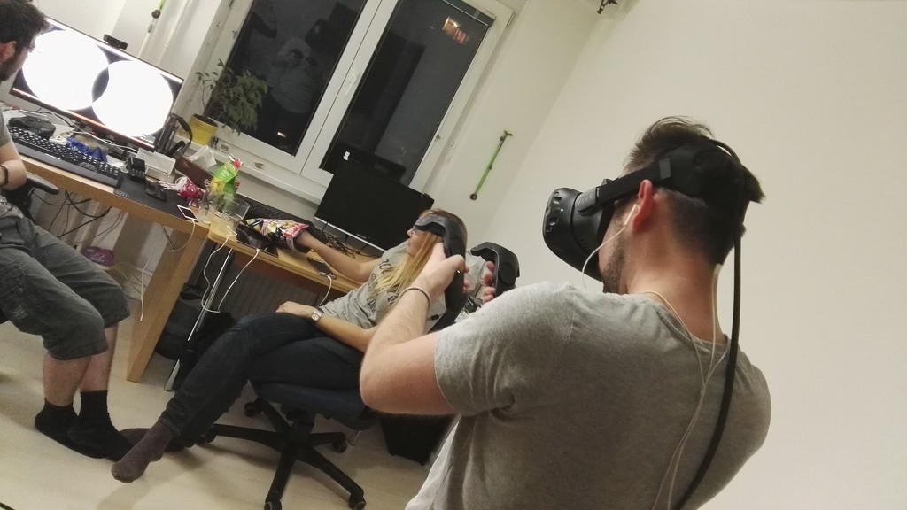 Trying VR for the first time by nami