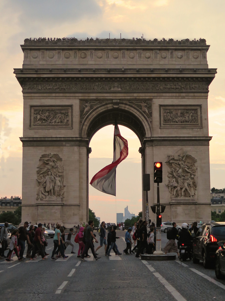 Arc de Triomphe by jamibann