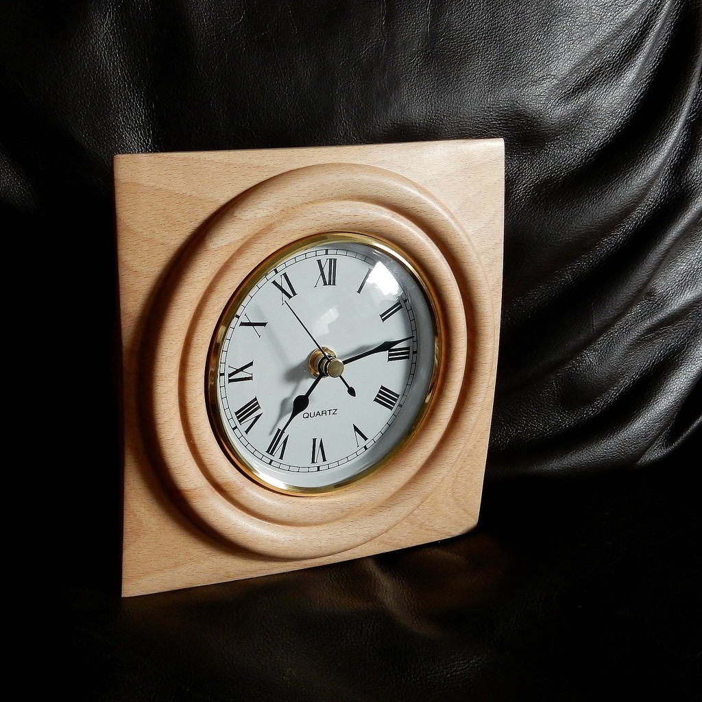 Square Clock by bulldog