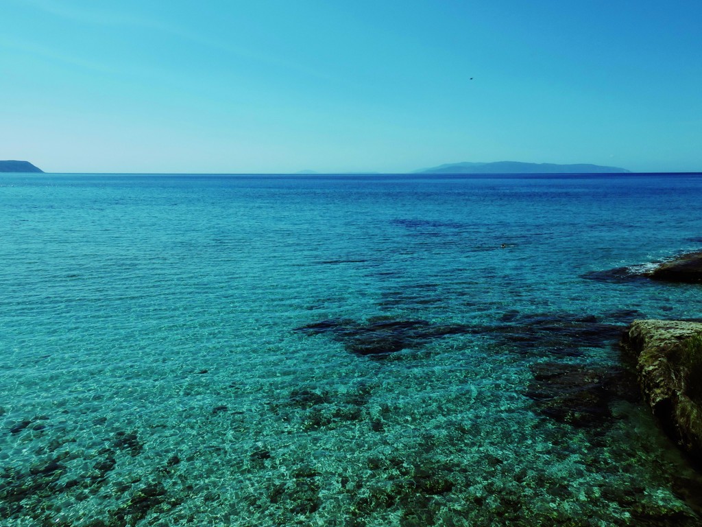 Snorkelling by countrylassie