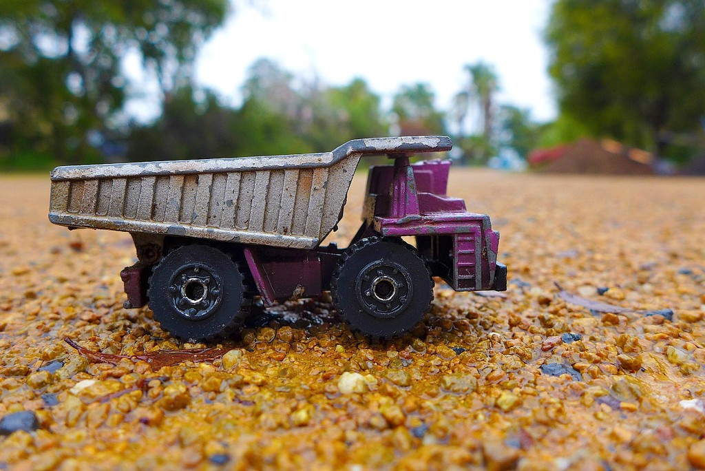 Toy truck by leggzy