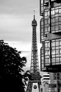 16th Jun 2016 - Eiffel Tower from Beaugrenelle
